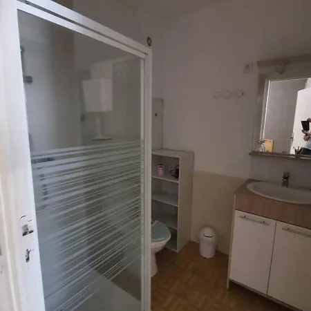 T1 Bis Centre D'aurillac Apartament